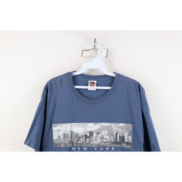 Vintage Y2K 2007 Streetwear Mens Large Faded Spell Out New York Box Logo T-Shirt - Picture 2 of 16